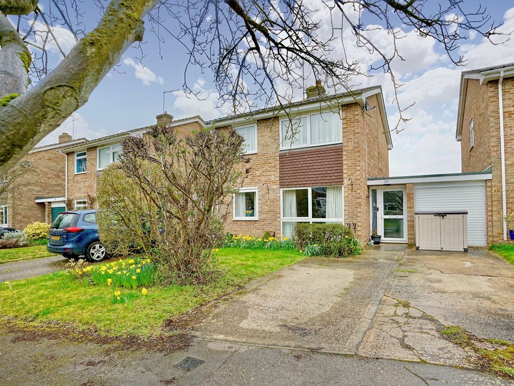 4 bed detached house for sale in Maple Gardens, Riseley, Bedford MK44