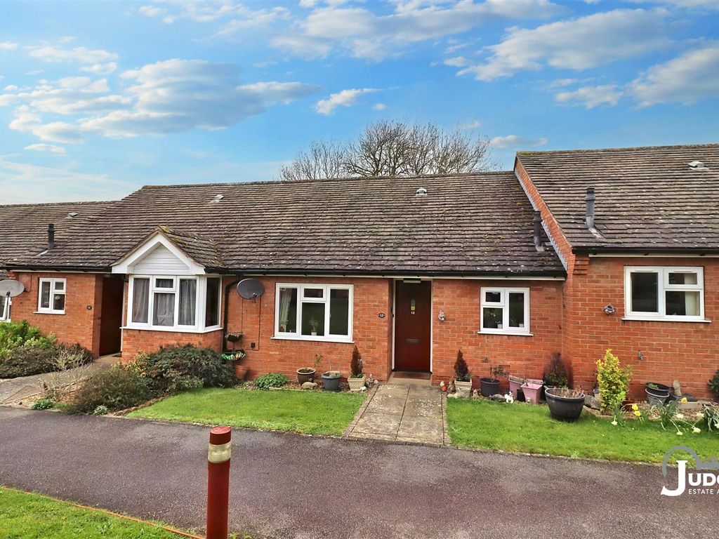 2 bed terraced bungalow for sale in Wallis Close, Thurcaston, Leicester