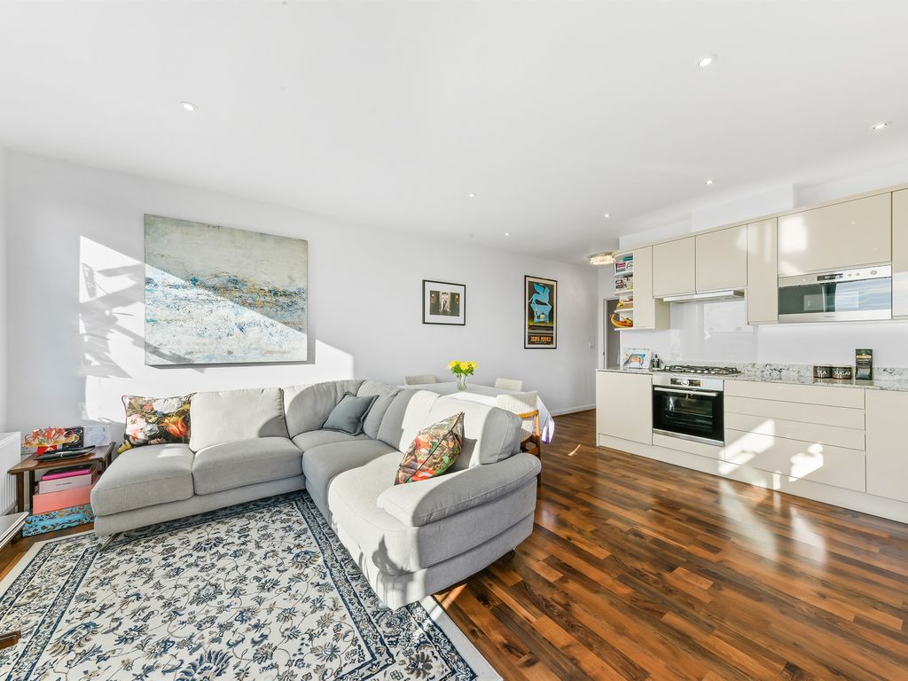 Burr Road, London SW18