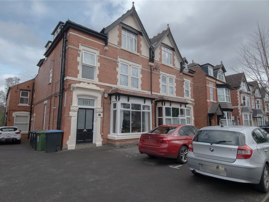 2 bed flat for sale in Sandford Road, Moseley, Birmingham B13, £210,000