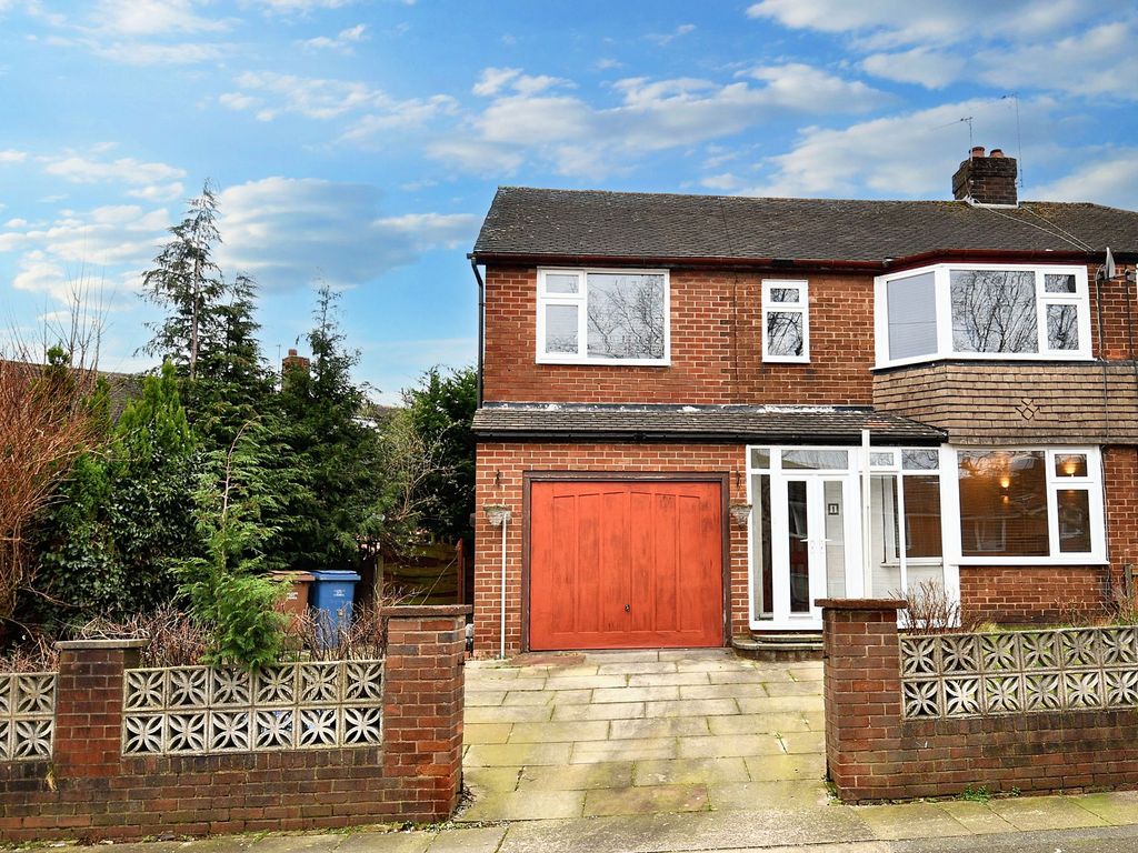 3 bed semidetached house for sale in Breck Road, Winton M30, £250,000
