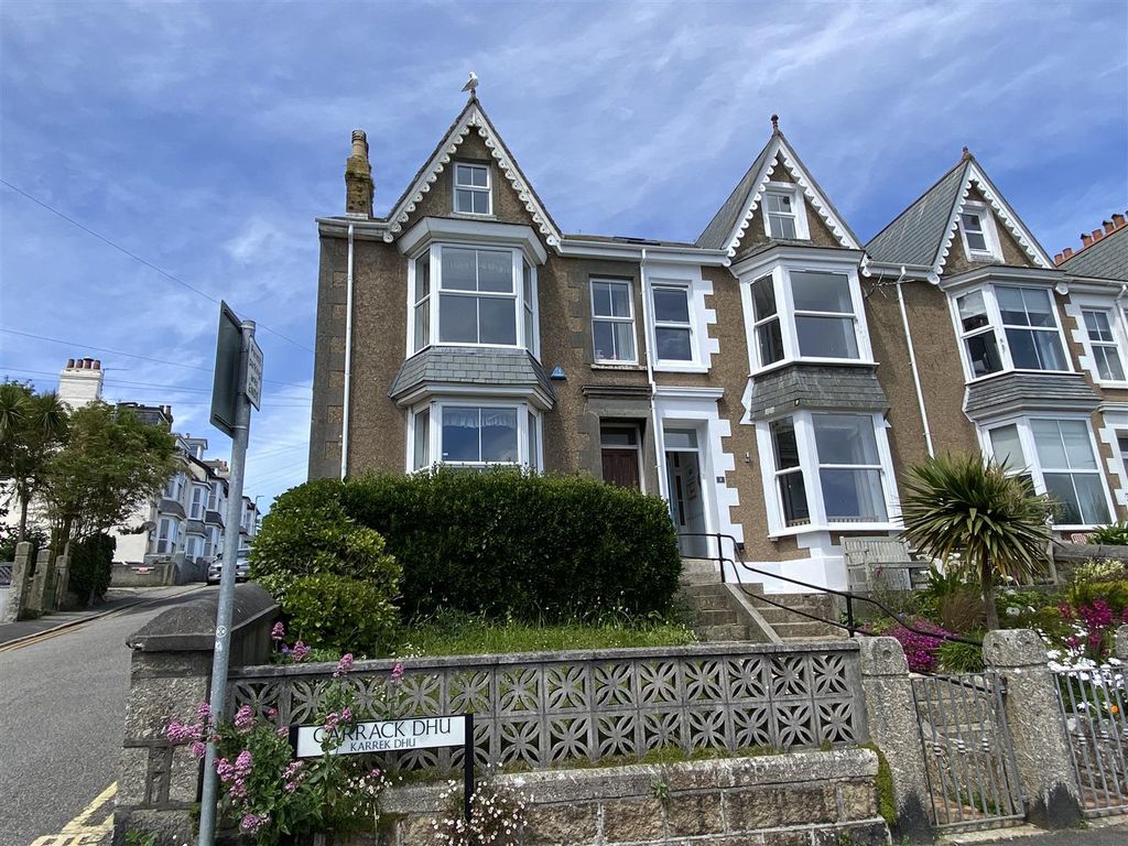 5 bed detached house for sale in Carrack Dhu, St. Ives TR26, £775,000