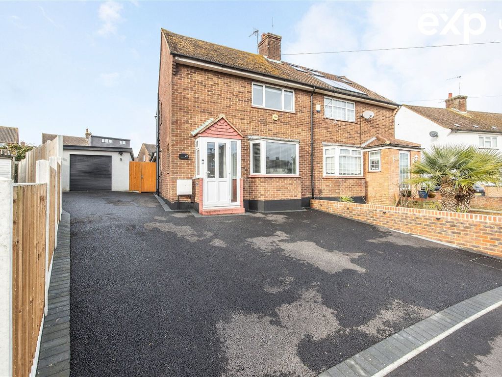 2 bed semidetached house for sale in Rowan Road, Swanley BR8, £375,000