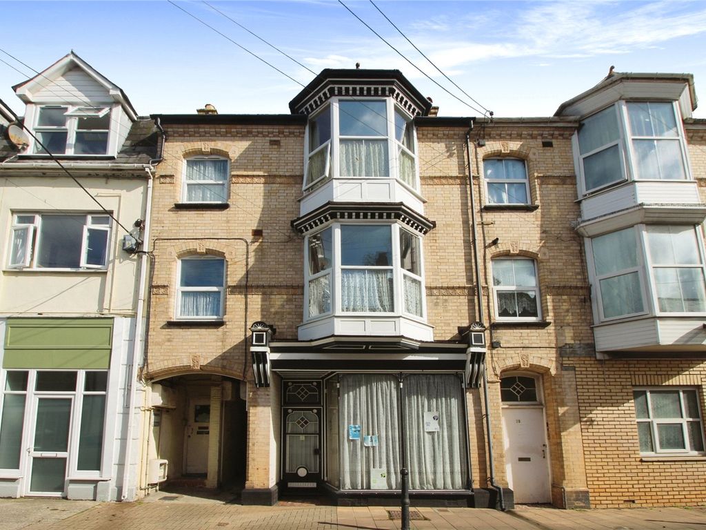 5 bed terraced house for sale in High Street, Combe Martin,