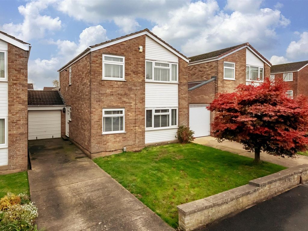 3 bed linkdetached house for sale in Goss View, Nailsea, Bristol BS48