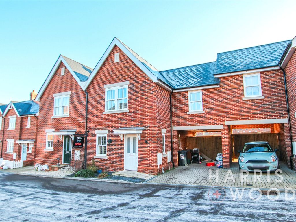 3 bed semidetached house for sale in Panache Road, Colchester, Essex