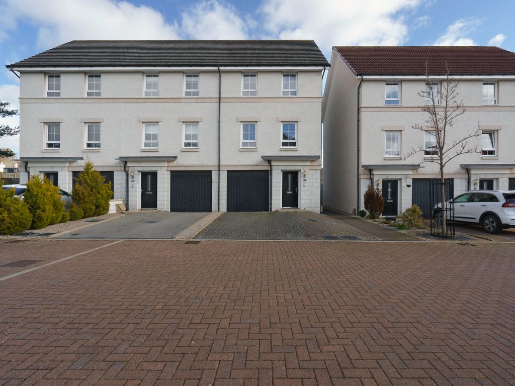3 bed town house for sale in Garthdee Farm Gardens, Garthdee, Aberdeen