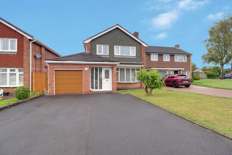 3 bed detached house for sale in Dawlish Avenue, Weeping Cross, Stafford ST17, £315,000 Zoopla