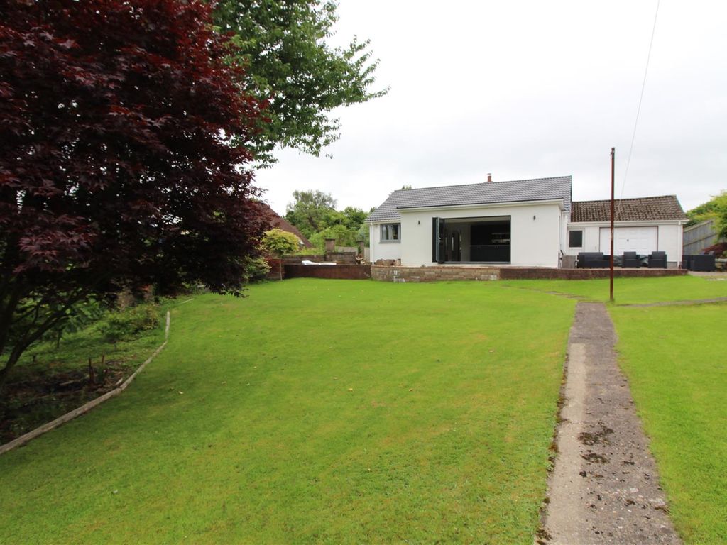 3 bed detached bungalow for sale in Park Place, Newbridge, Newport NP11