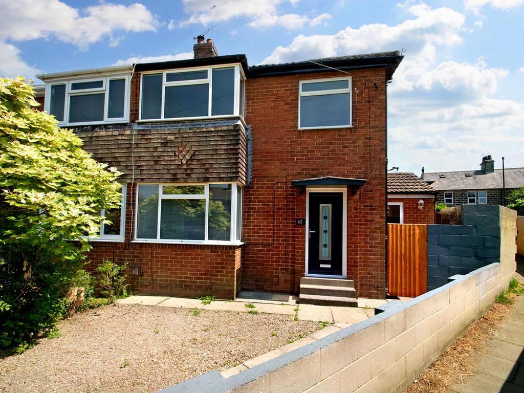 3 bed semidetached house for sale in Kingsley Drive, Harrogate HG1