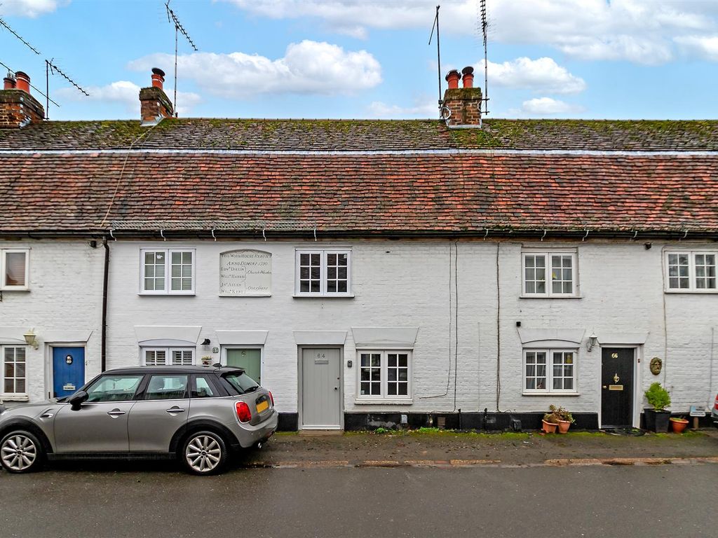 2 bed terraced house to rent in Church End, Redbourn, St. Albans AL3, £