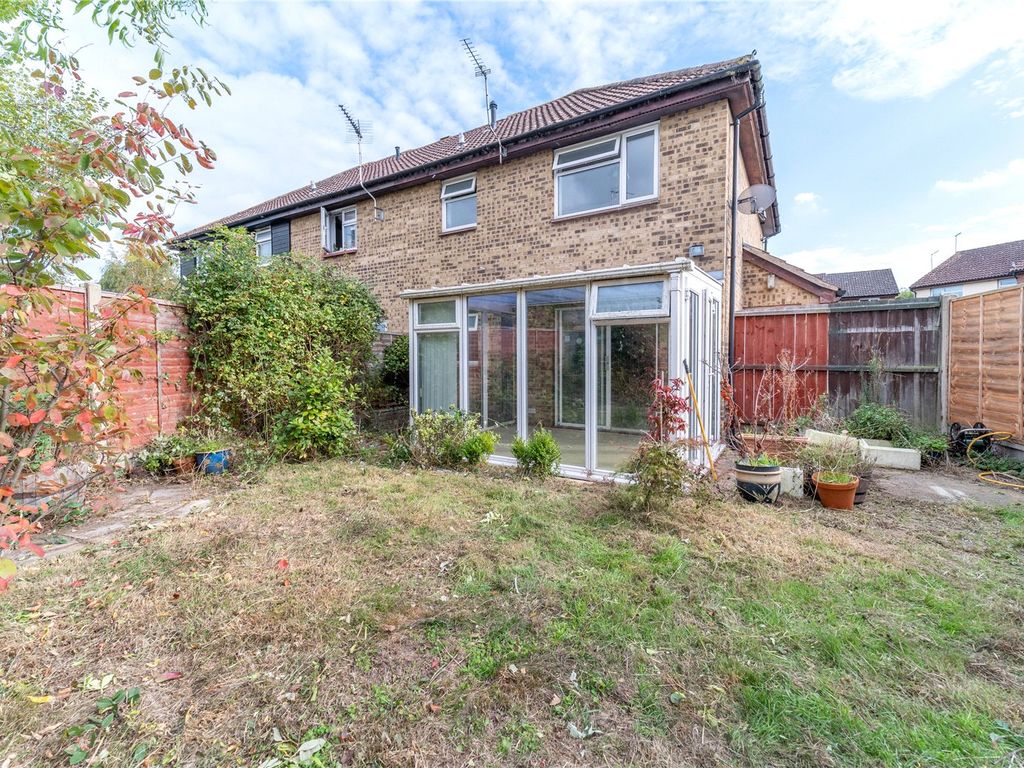 1 bed semidetached house for sale in Nash Close, Lawford, Manningtree