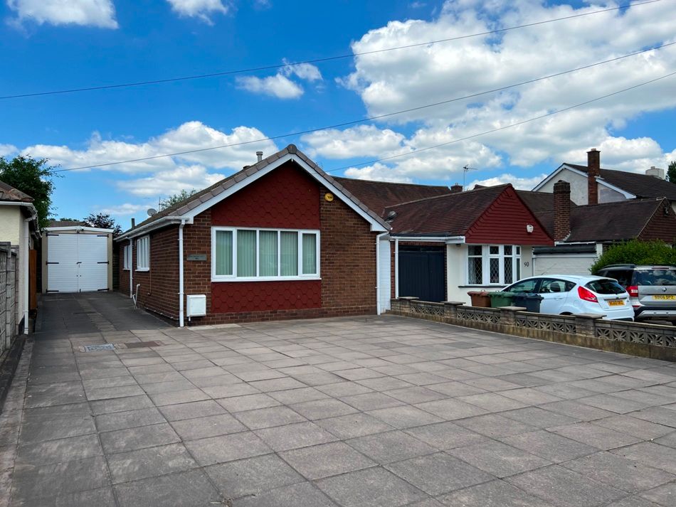 2 bed detached bungalow for sale in Walsall Road, Aldridge, Walsall WS9