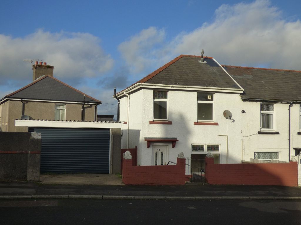 2 bed end terrace house for sale in Greenwood Road, Gardners Lane, Neath . SA11, £125,000 Zoopla