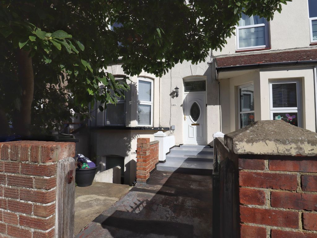 1 bed flat for sale in Crescent Road, Ramsgate CT11 Zoopla