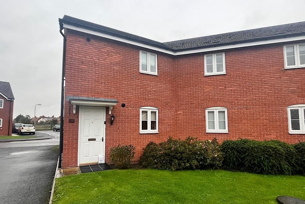 1 bed flat to rent in Harris Croft, Wem, Shrewsbury SY4, £525 pcm Zoopla