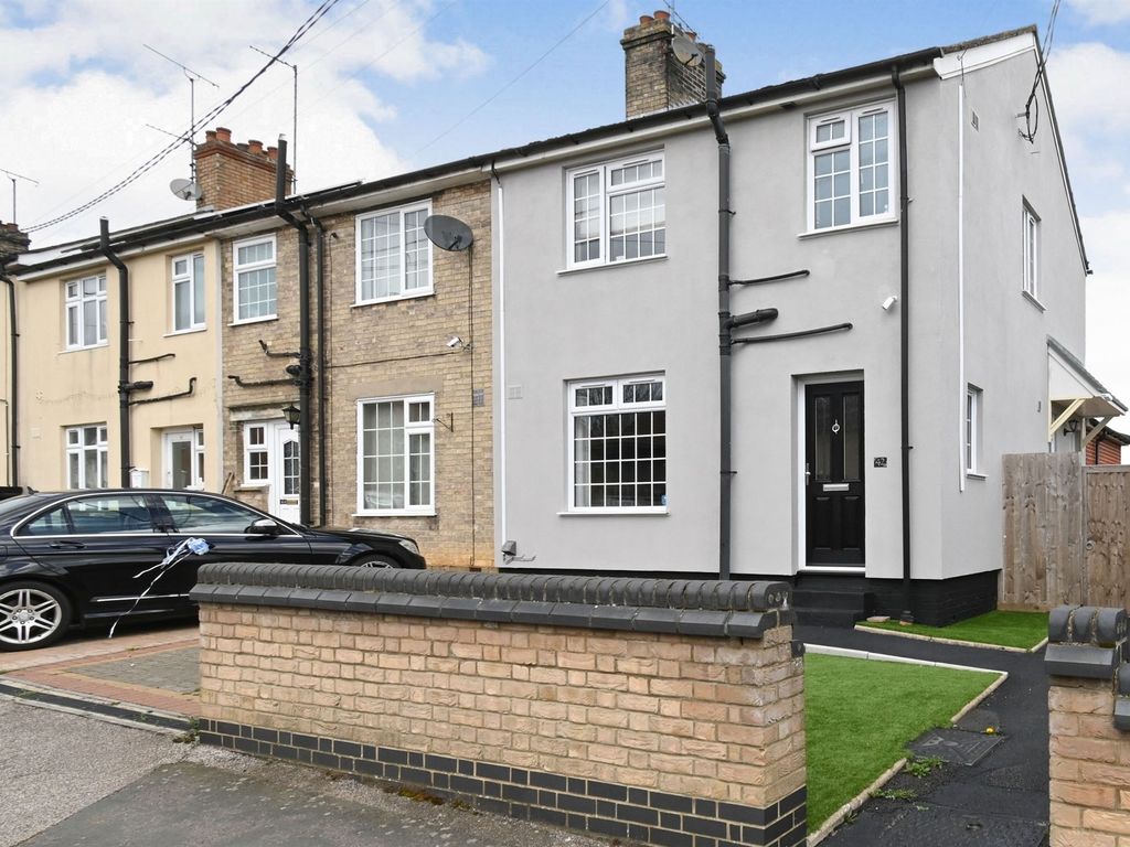 4 bed end terrace house for sale in Violet Hill Road, Stowmarket IP14 Zoopla