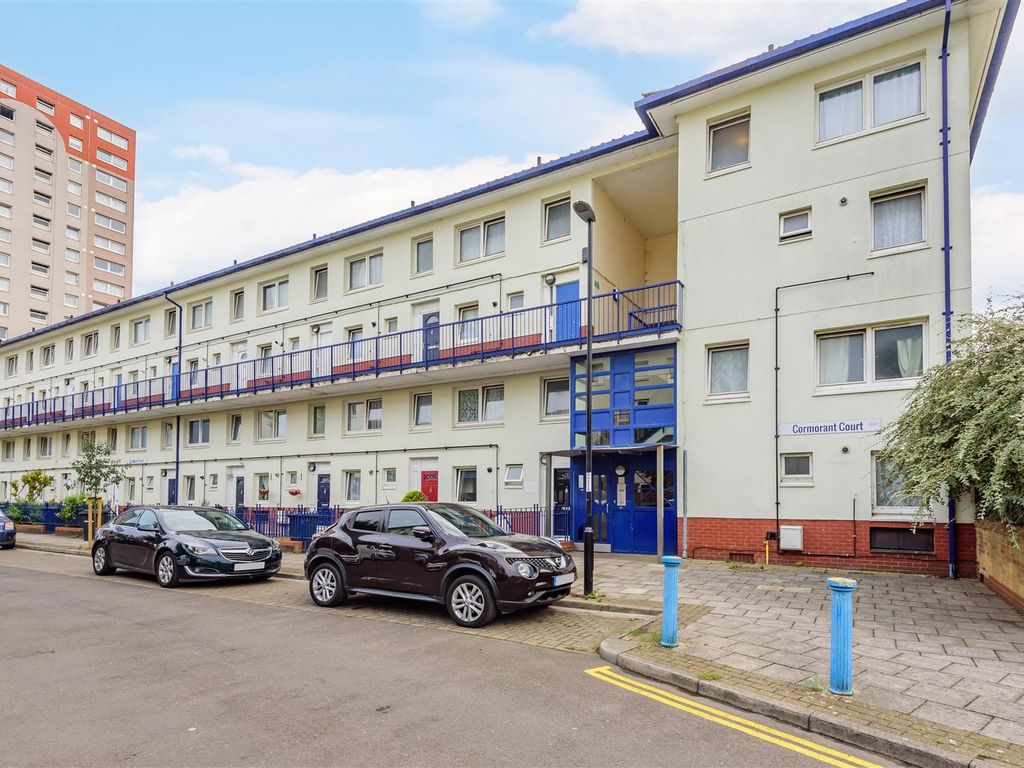 Pilot Close, London SE8