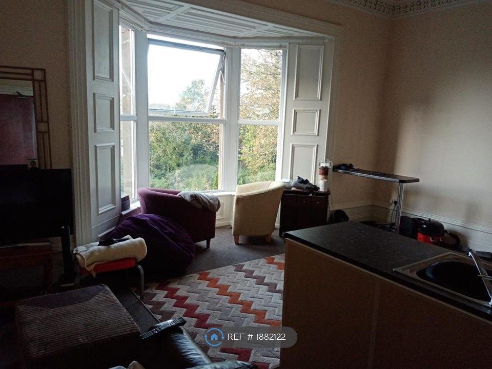 1 bed flat to rent in Dyserth Road, Rhyl LL18, £595 pcm Zoopla