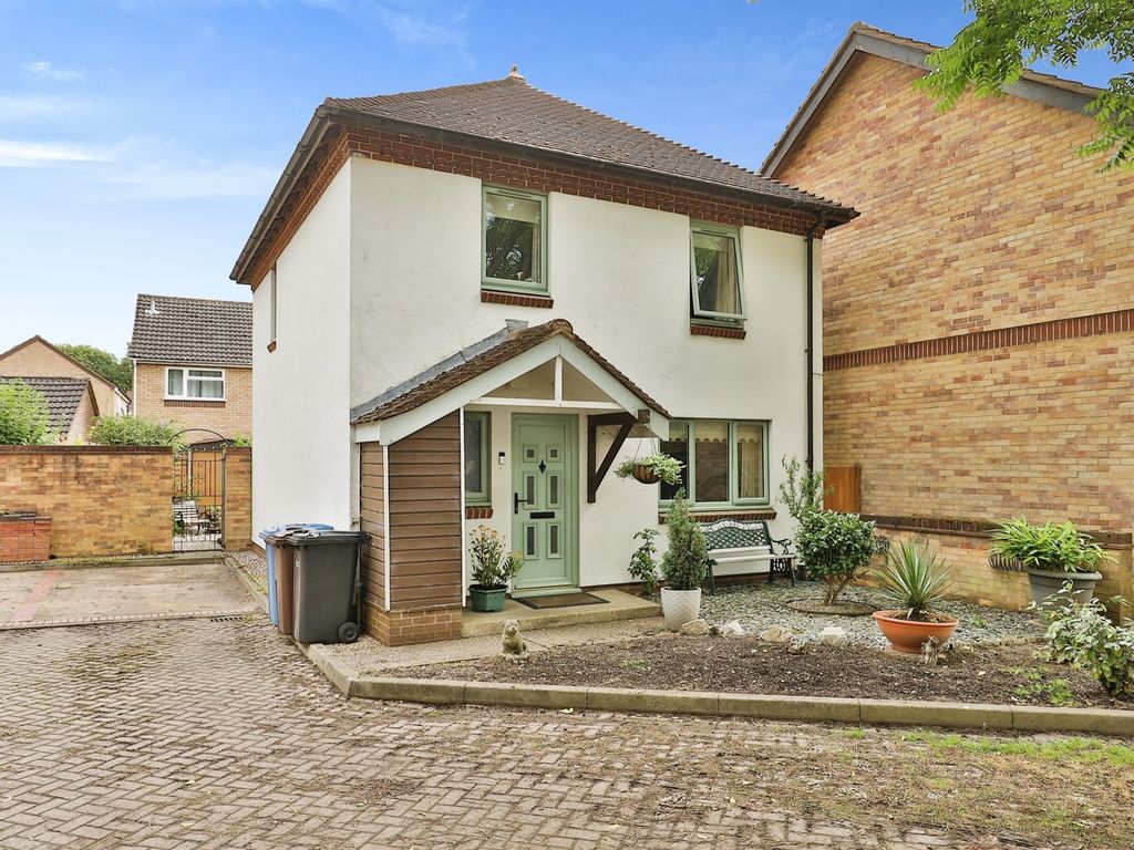 3 bed detached house for sale in Tottington Close, Norwich NR5 Zoopla