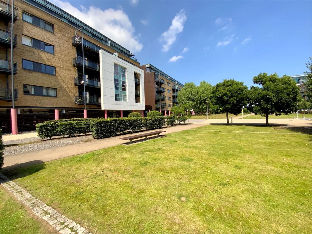 Prospect Place, Ferry Court, Cardiff Bay CF11  