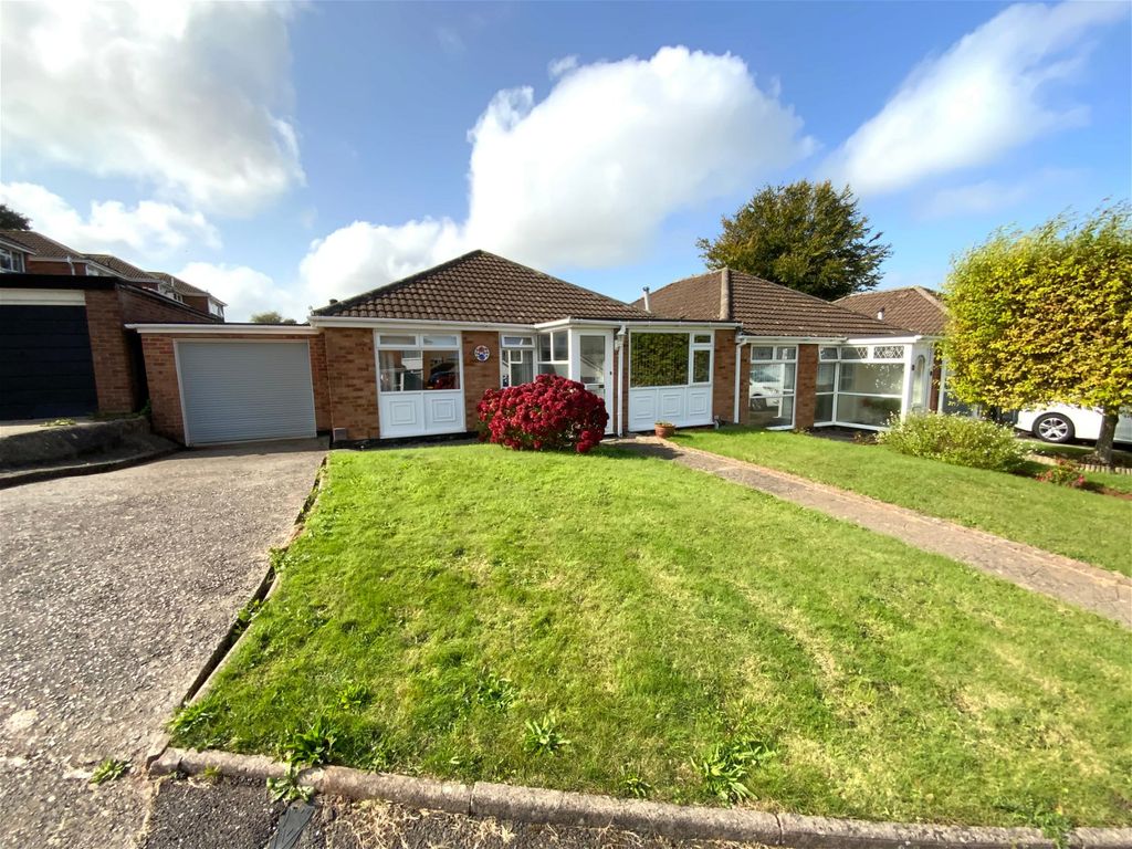 3 bed semidetached bungalow for sale in Lidford Tor Avenue, Paignton