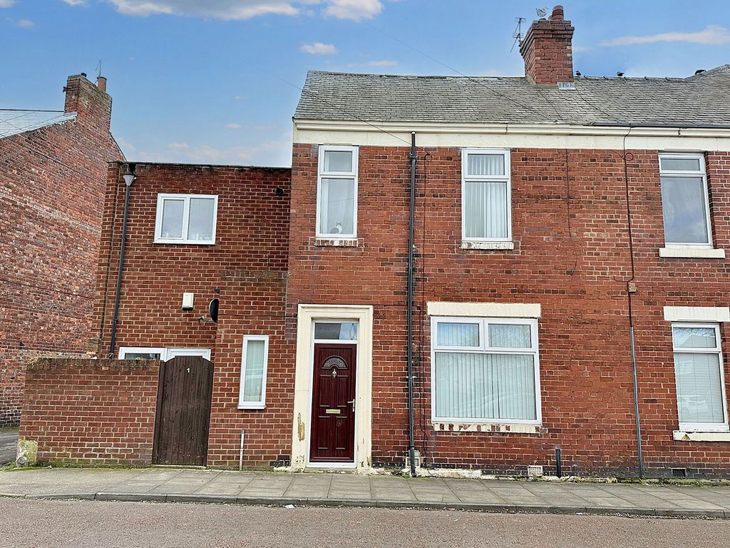 2 bed terraced house to rent in Quarry Road, Hebburn NE31, £795 pcm