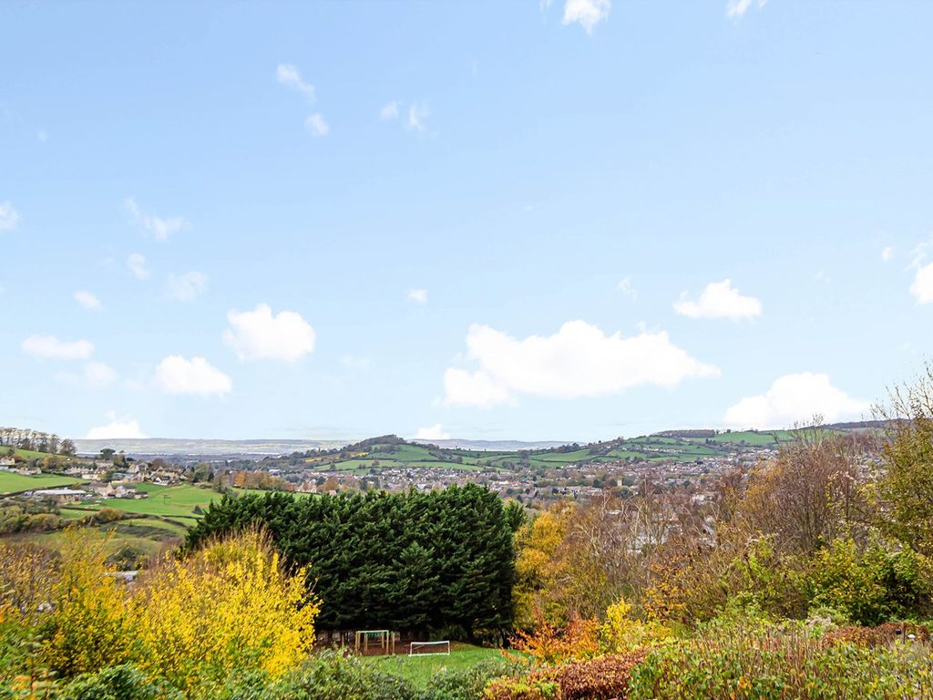 3 bed semidetached house for sale in Little London, Kingscourt, Stroud