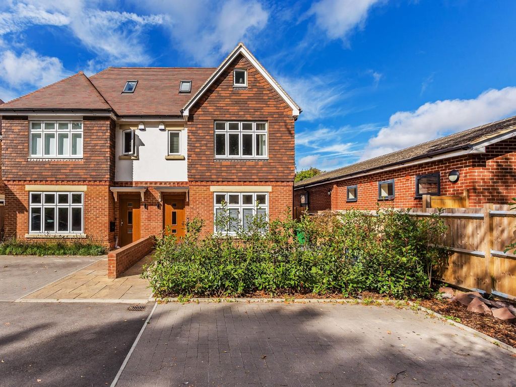 4 bed semidetached house for sale in The Drive, Banstead SM7 Zoopla