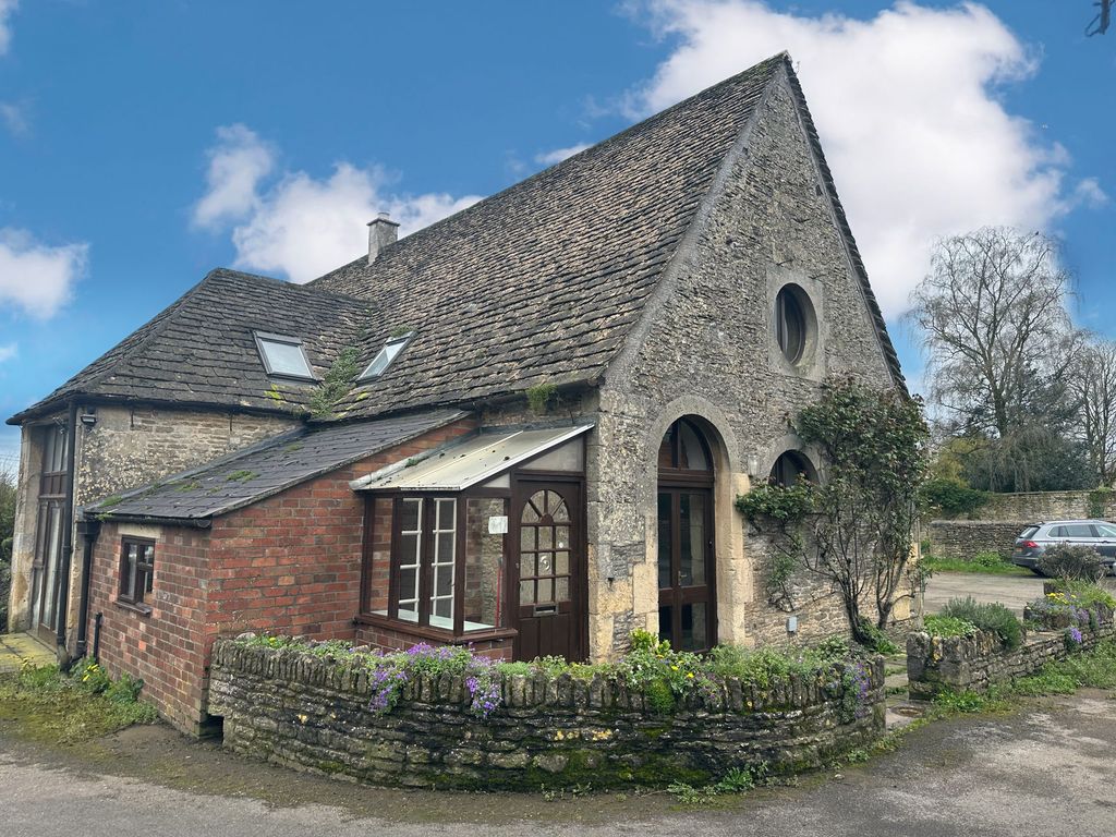 2 bed property to rent in Hartham, Corsham SN13, £1,000 pcm Zoopla