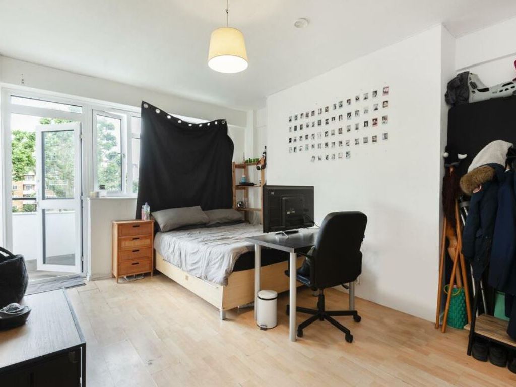 3 bed flat to rent in Nelson Square, London SE1, £2,750 pcm Zoopla