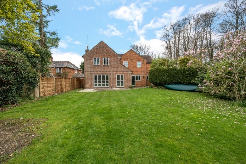 4 bed detached house for sale in Bridle Road, Whitchurch Hill, Reading