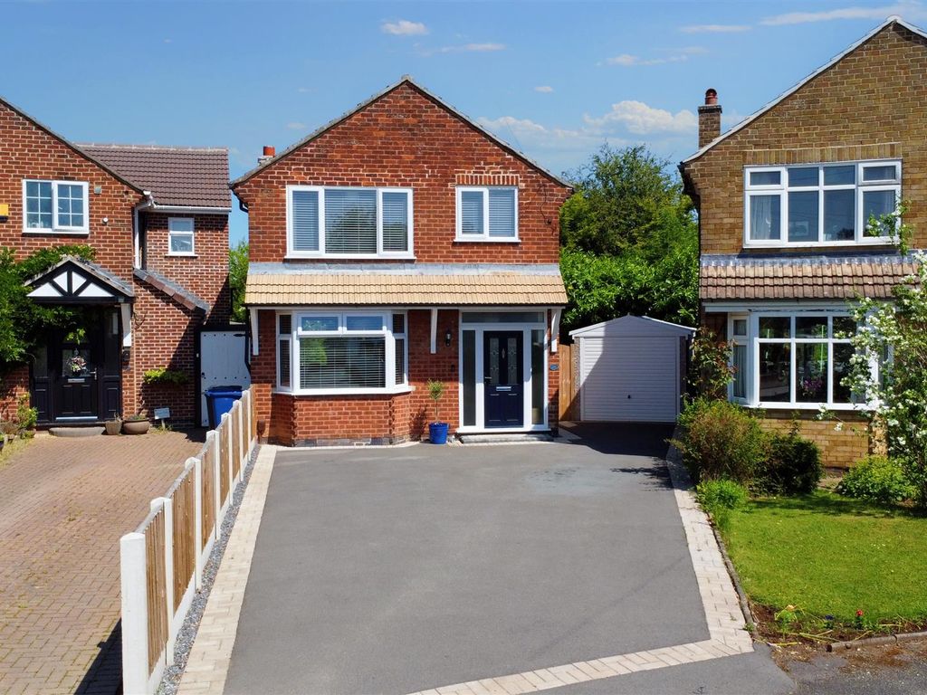 3 bed detached house for sale in Field Close, Borrowash, Derby DE72, £