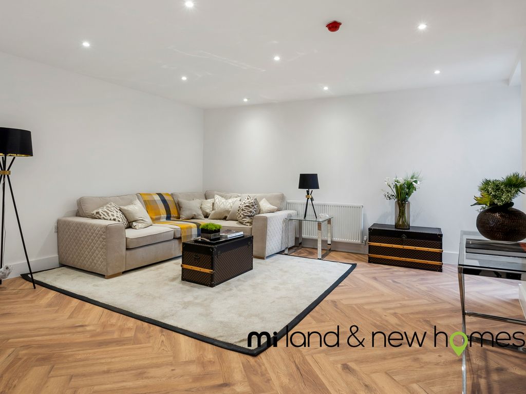 Walter Court, Disraeli Road E7  