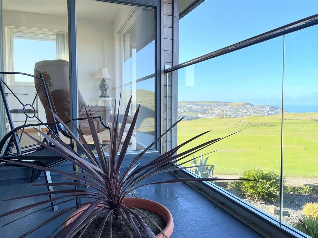 2 bed flat for sale in Perranporth TR6 Zoopla