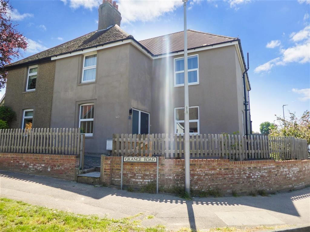 4 bed semidetached house for sale in Grange Road, Gillingham, Kent ME7