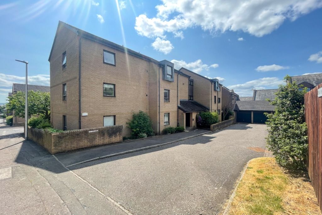 2 bed flat to rent in Shepherds Loan, West End, Dundee DD2 Zoopla