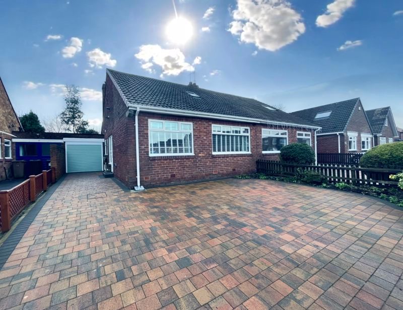 2 bed bungalow for sale in Newlands Avenue, Whitley Bay NE25, £330,000