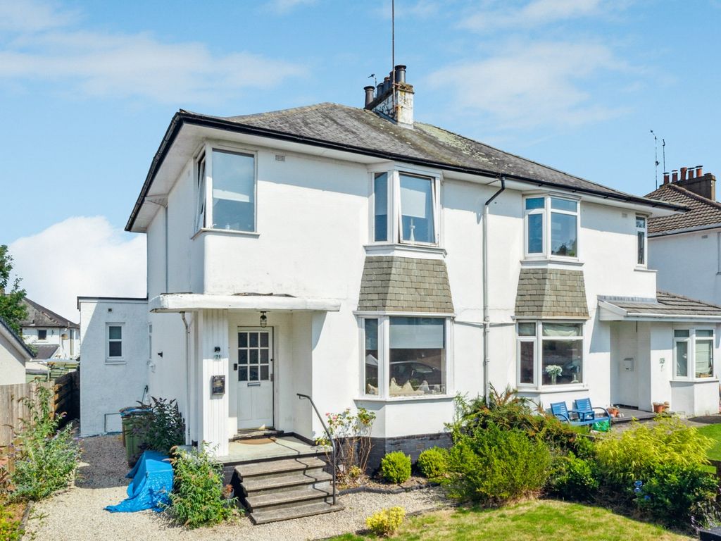 3 bed property for sale in Gloucester Avenue, Clarkston, East