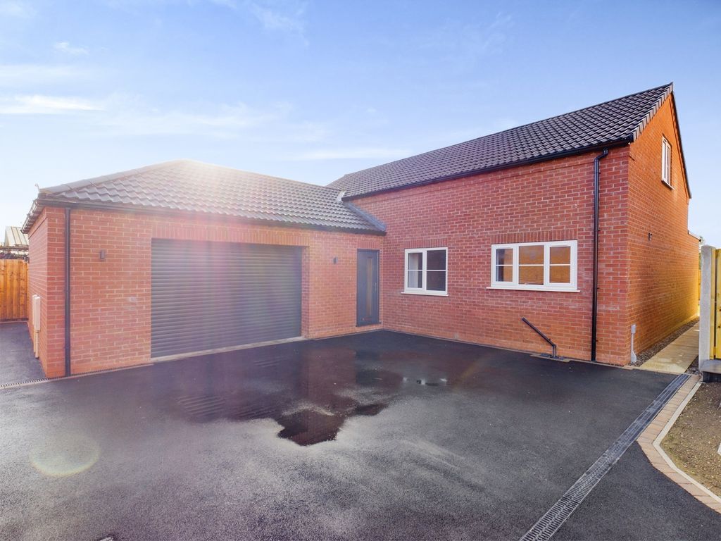 4 bed detached house for sale in The Fossards, Osgodby, Selby YO8 Zoopla