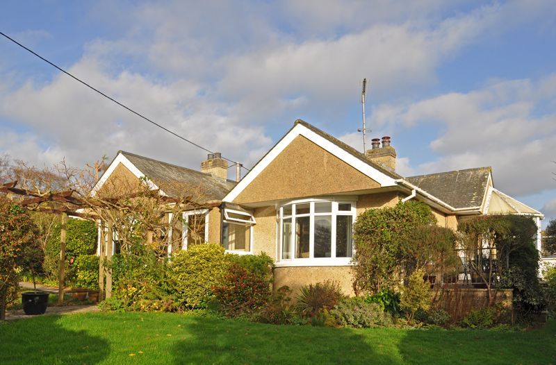3 bed detached bungalow for sale in Portheast Way, Gorran Haven, St