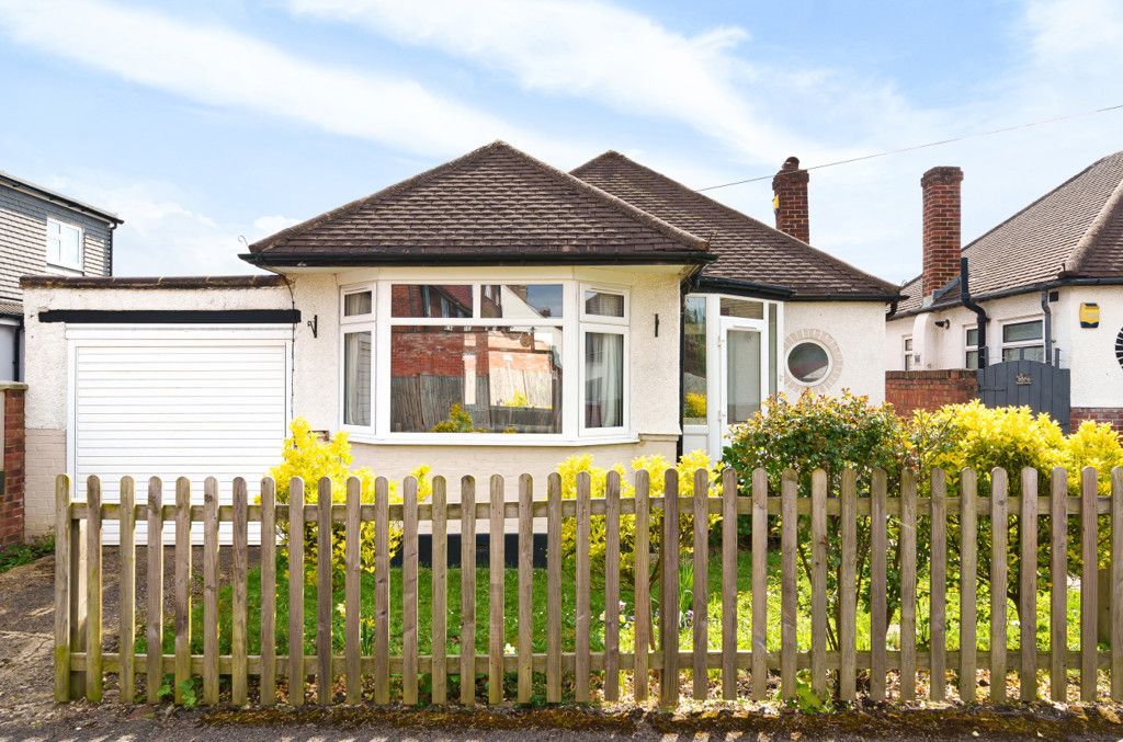 3 bed bungalow for sale in Bourne Avenue, Ruislip, Middlesex HA4 Zoopla