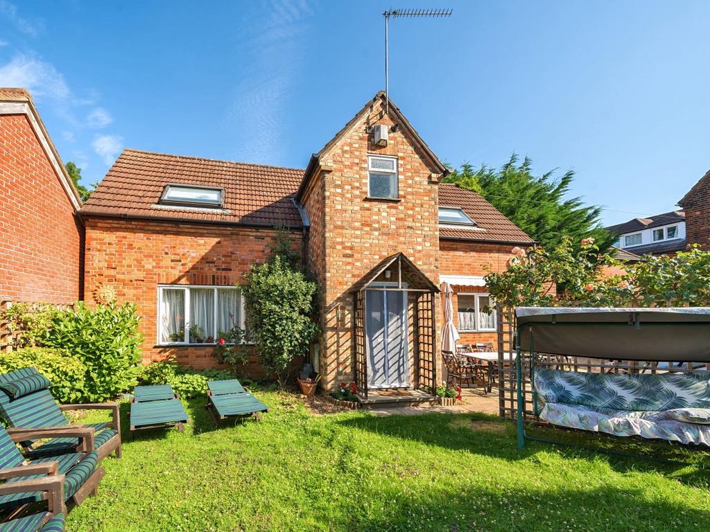 2 bed detached house for sale in St. Andrews Road, Bedford MK40 Zoopla