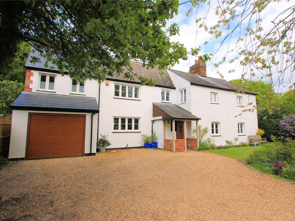 5 bed detached house for sale in Slip Lane, Rabley Heath, Welwyn