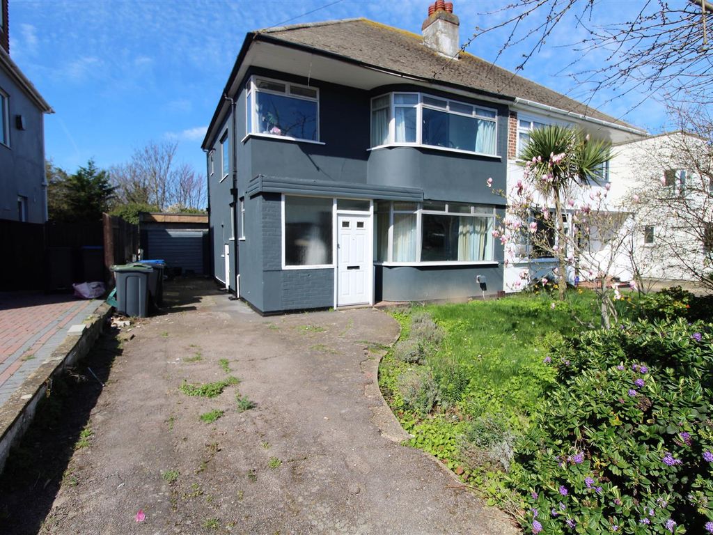 4 bed semidetached house for sale in Gloucester Avenue, Cliftonville