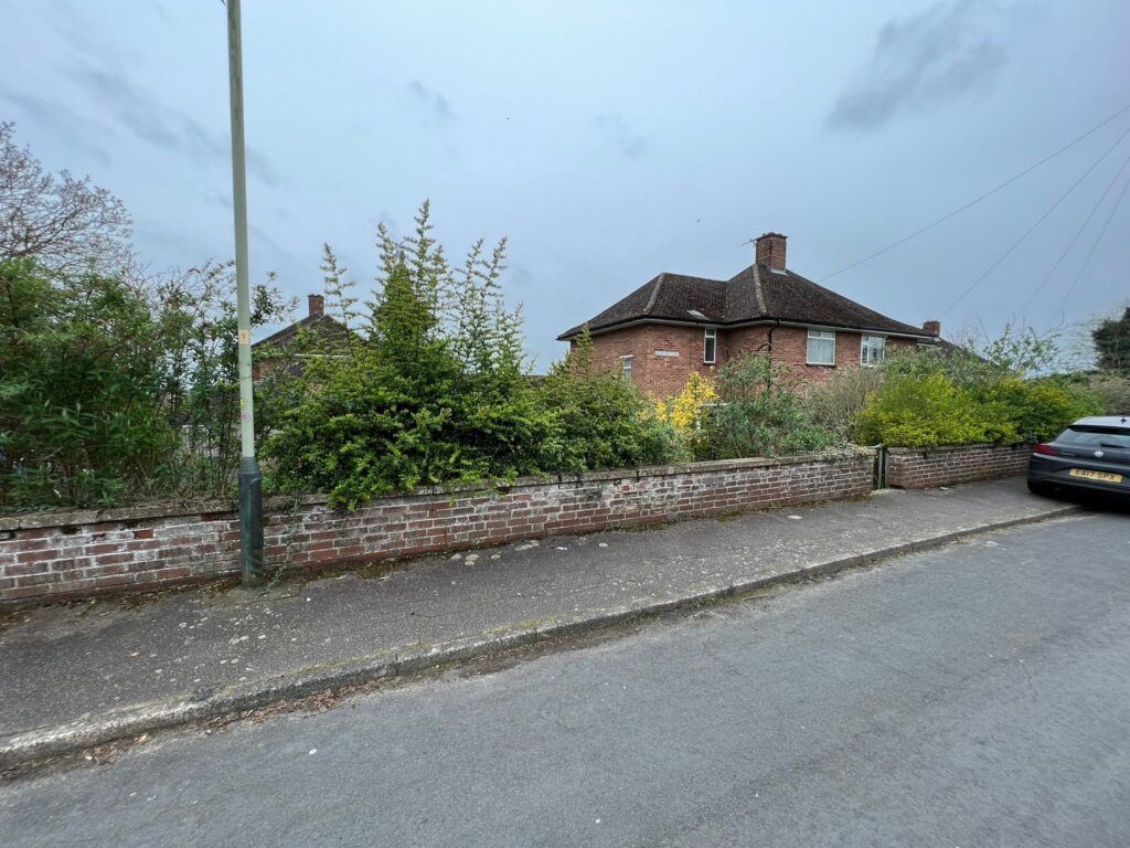 3 bed semidetached house for sale in Brereton Close, Norwich NR5 Zoopla