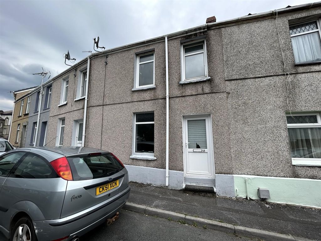 1 bed terraced house for sale in Wern Road, Llanelli SA15, £79,995 Zoopla