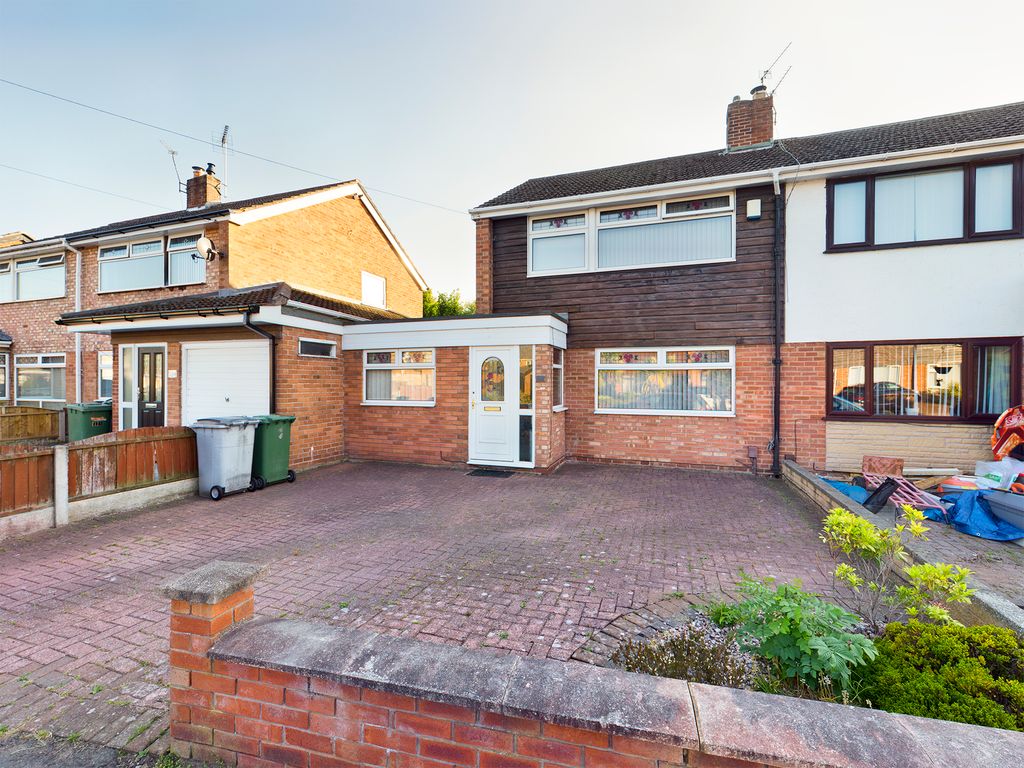 3 bed semidetached house for sale in Chesterfield Road, Bromborough