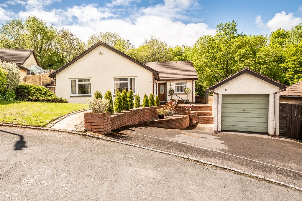 4 bed detached bungalow for sale in Barnstone Court, Alphington, Exeter