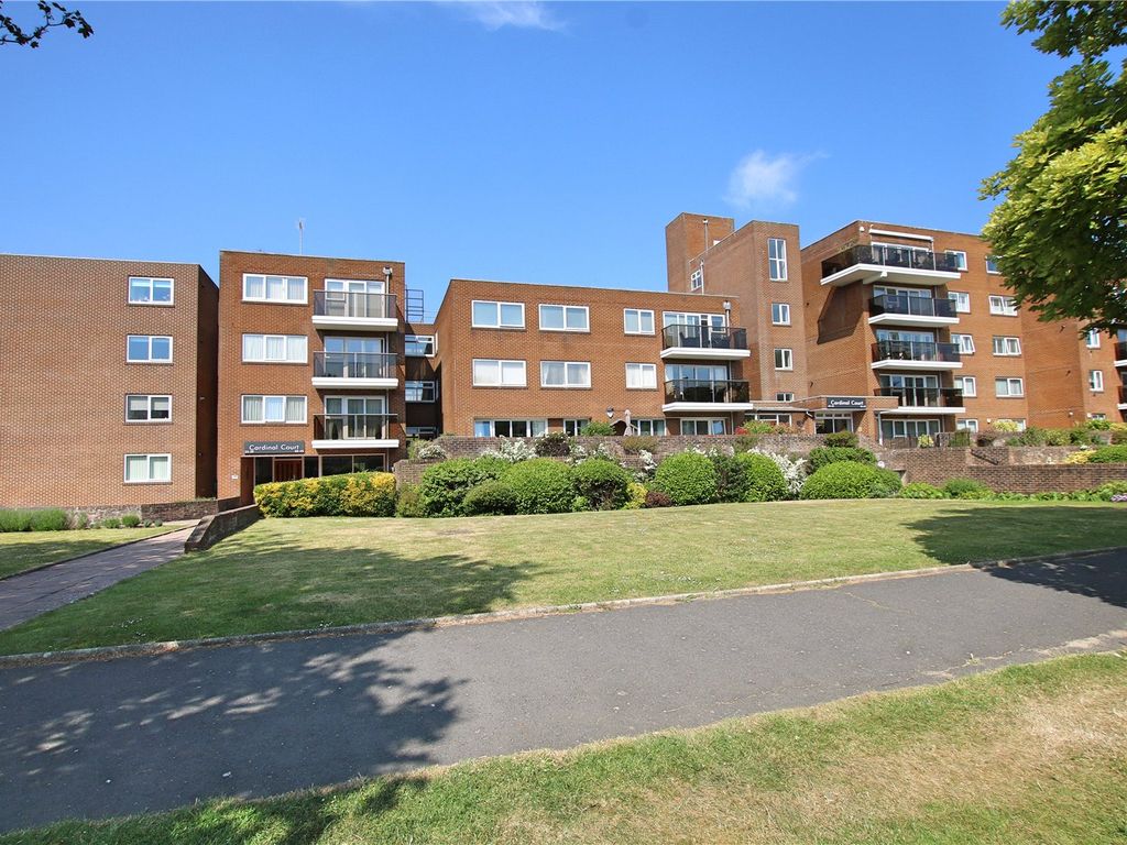 3 bed flat for sale in Grand Avenue, Worthing, West Sussex BN11 Zoopla
